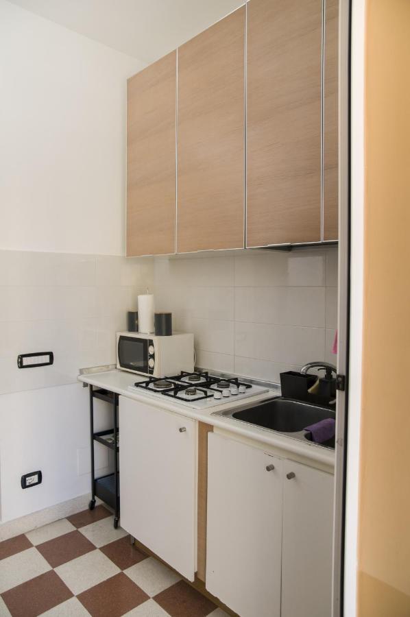 Palazzo Italia Apartments Bari Bagian luar foto
